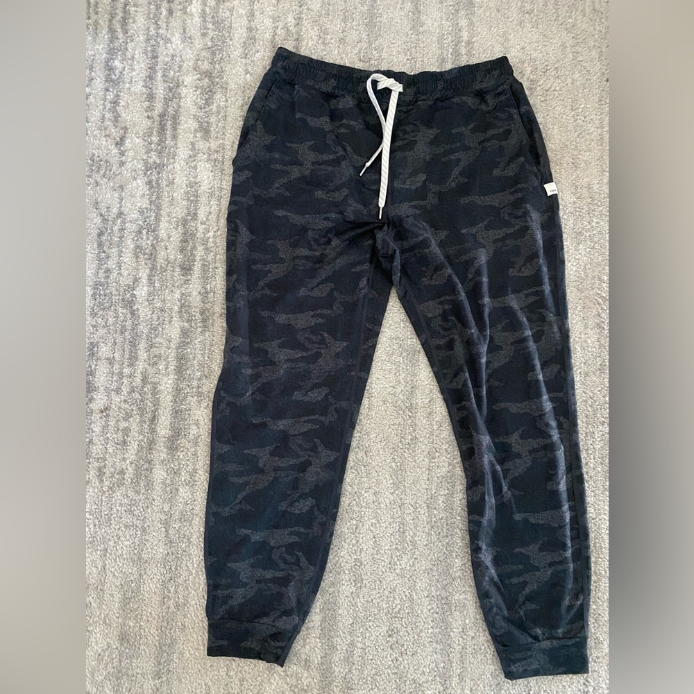 Vuori joggers